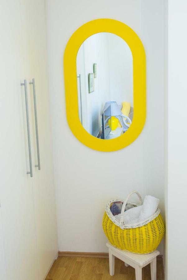 Yellow Lily Mostar Apartman Exterior foto